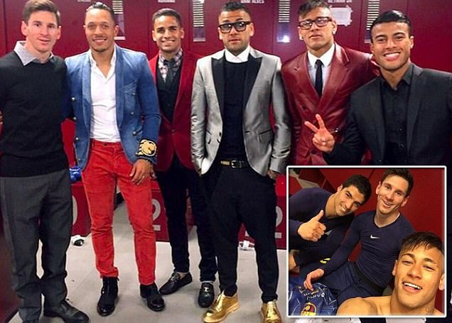 Barcelona Rayakan El Clasico, Messi Tampil Mirip Guru Geografi